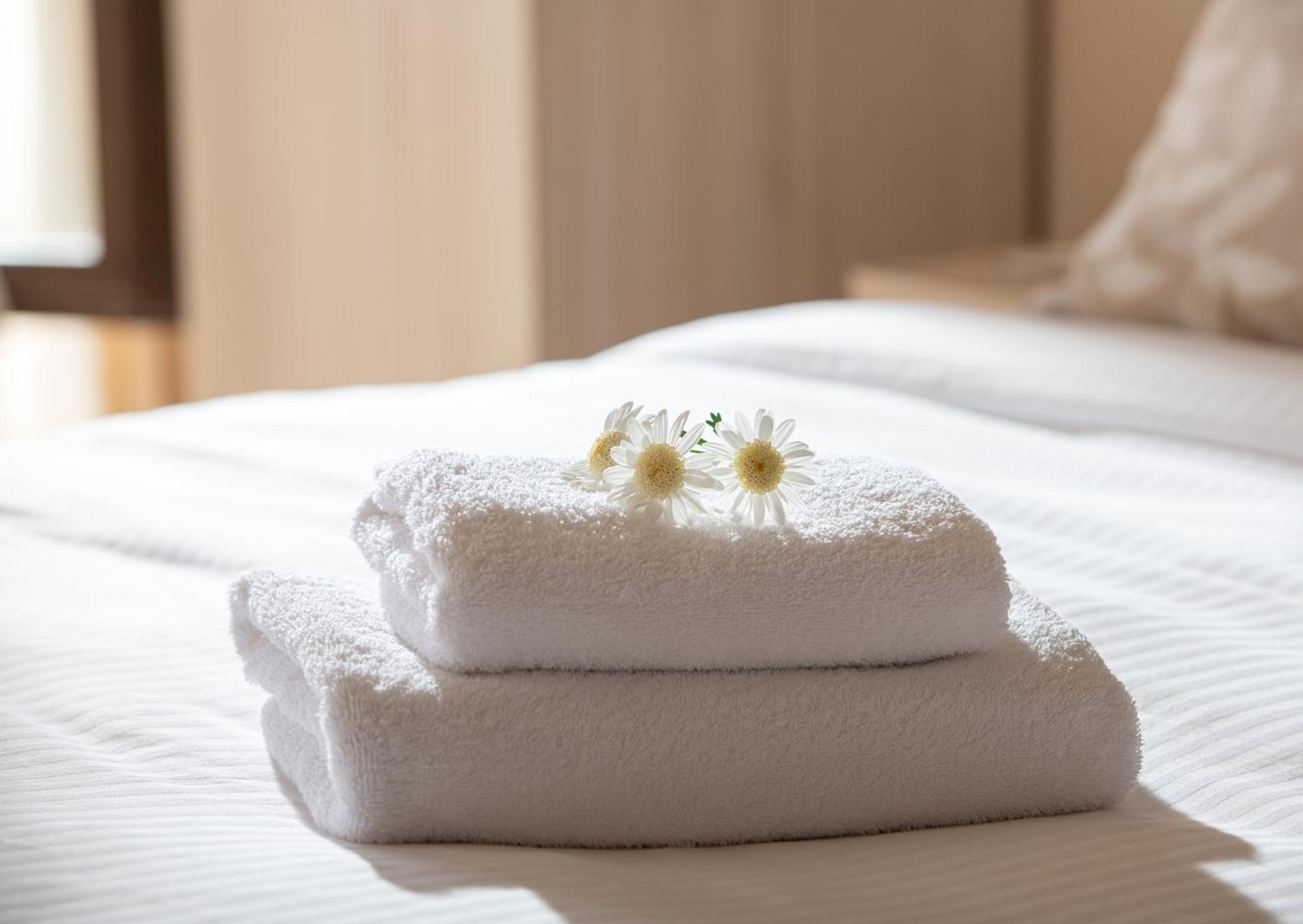 Karavia Lux Inn Áfissos Buitenkant foto