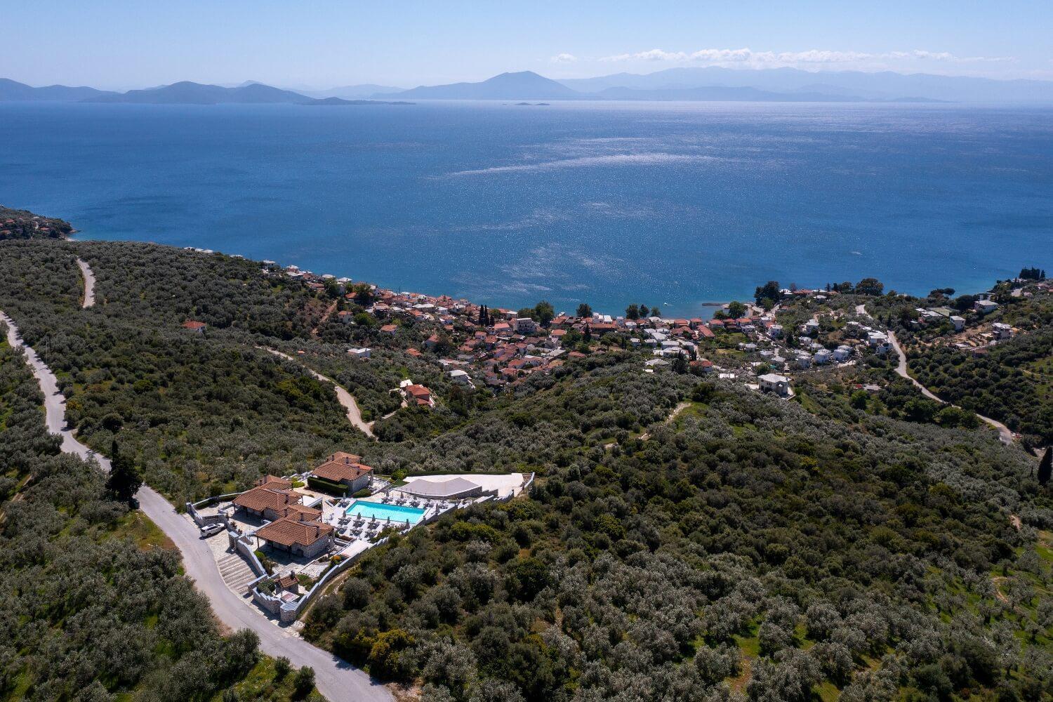 Karavia Lux Inn Áfissos Buitenkant foto